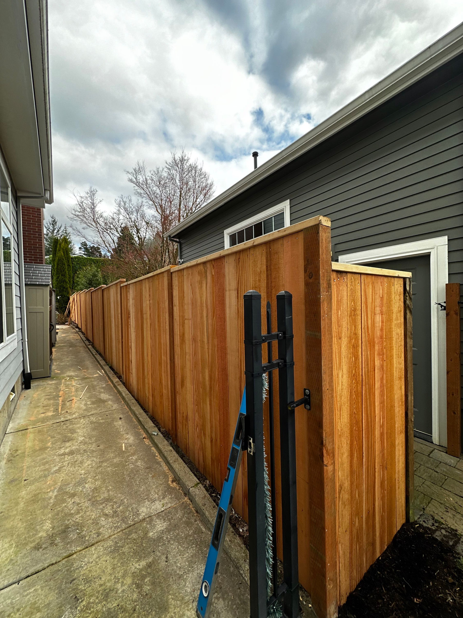 Wood fencing project by Weeping Willow for a Hillsboro area yard