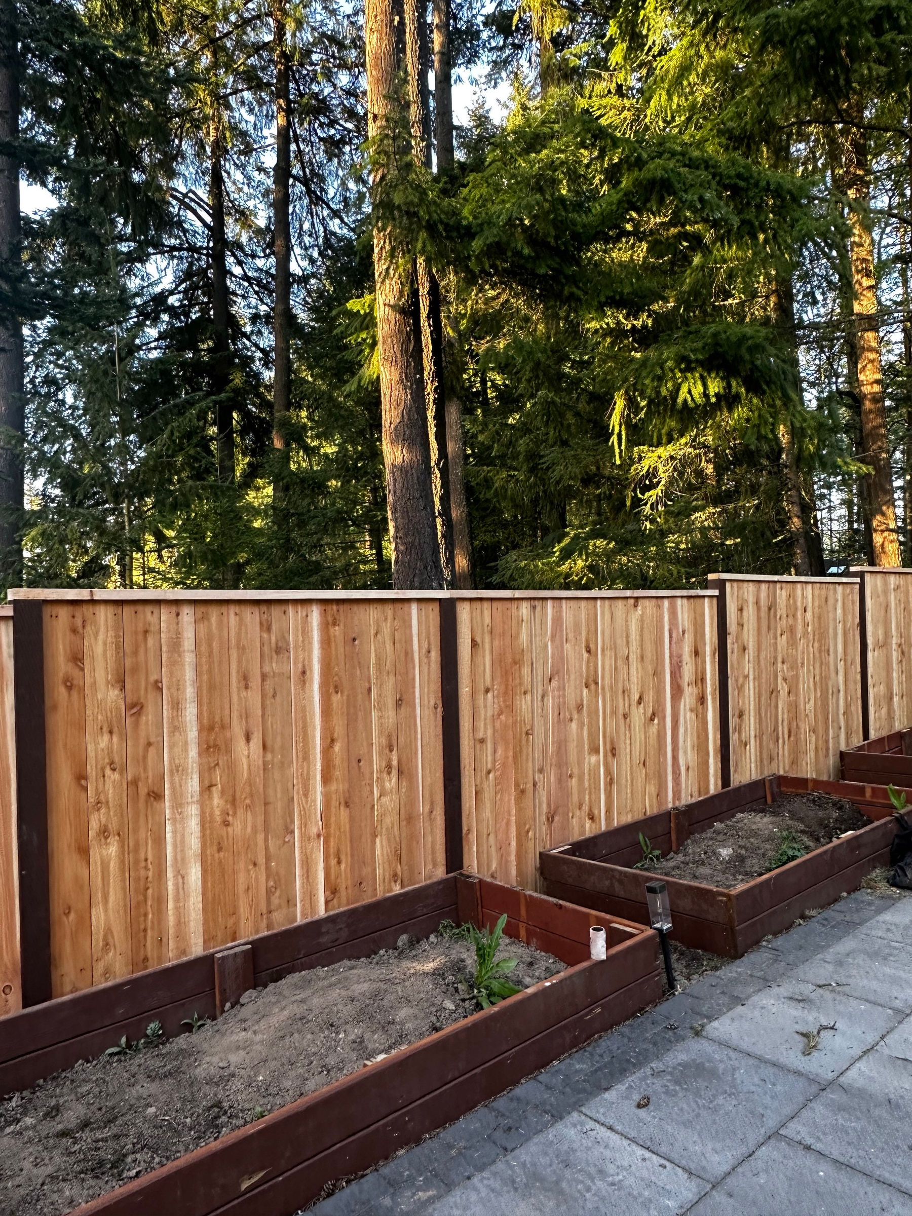Wood fencing project by Weeping Willow for a Hillsboro area yard