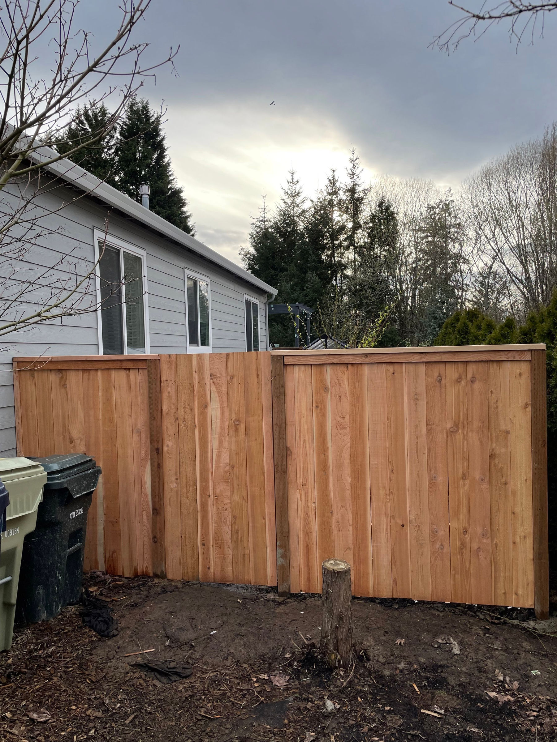 Wood fencing project by Weeping Willow for a Hillsboro area yard