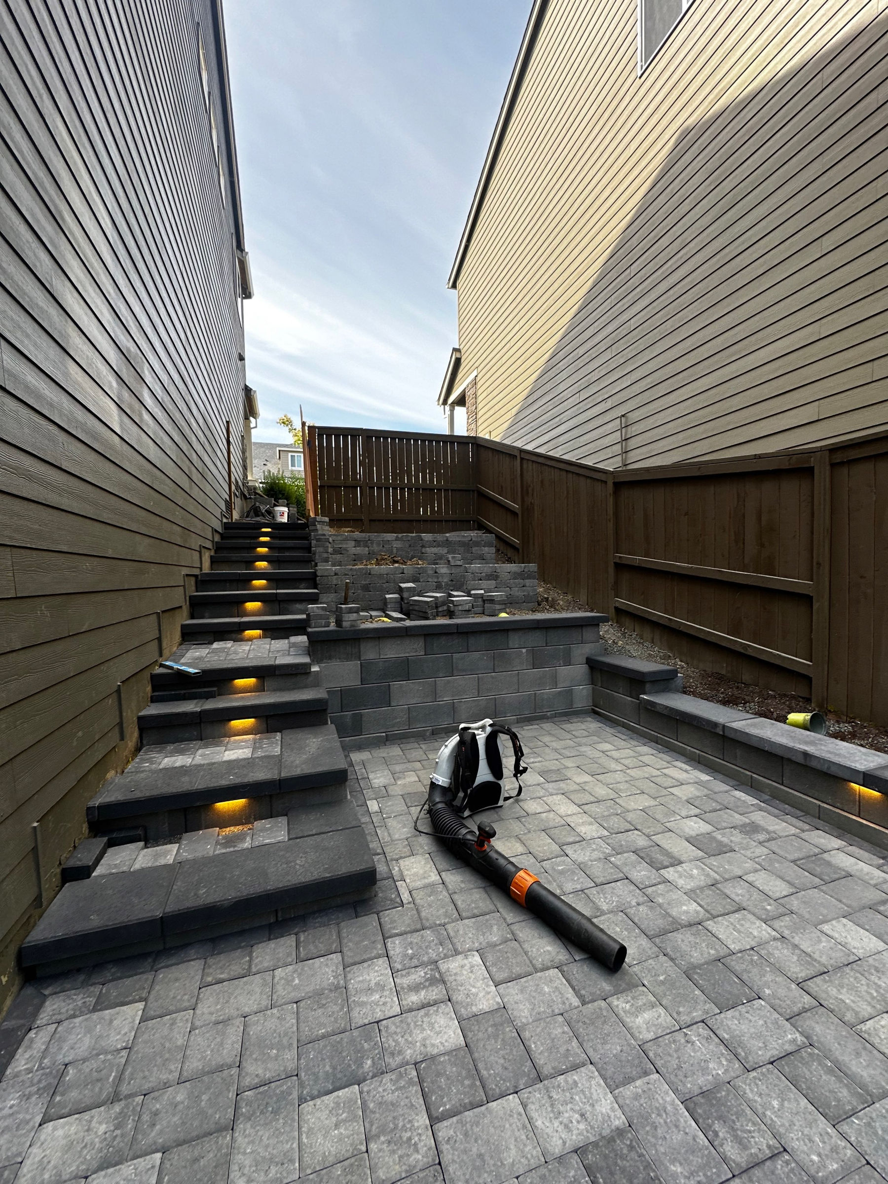 Paver patio and walkway project by Weeping Willow for a Hillsboro area yard
