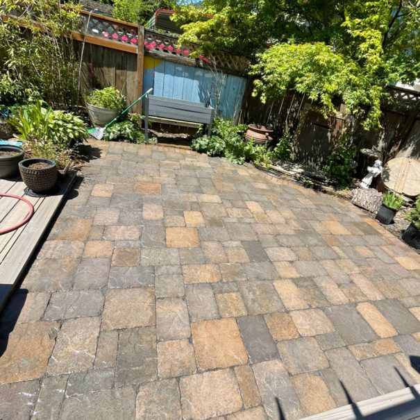 Warm-tone patio and garden project by Weeping Willow