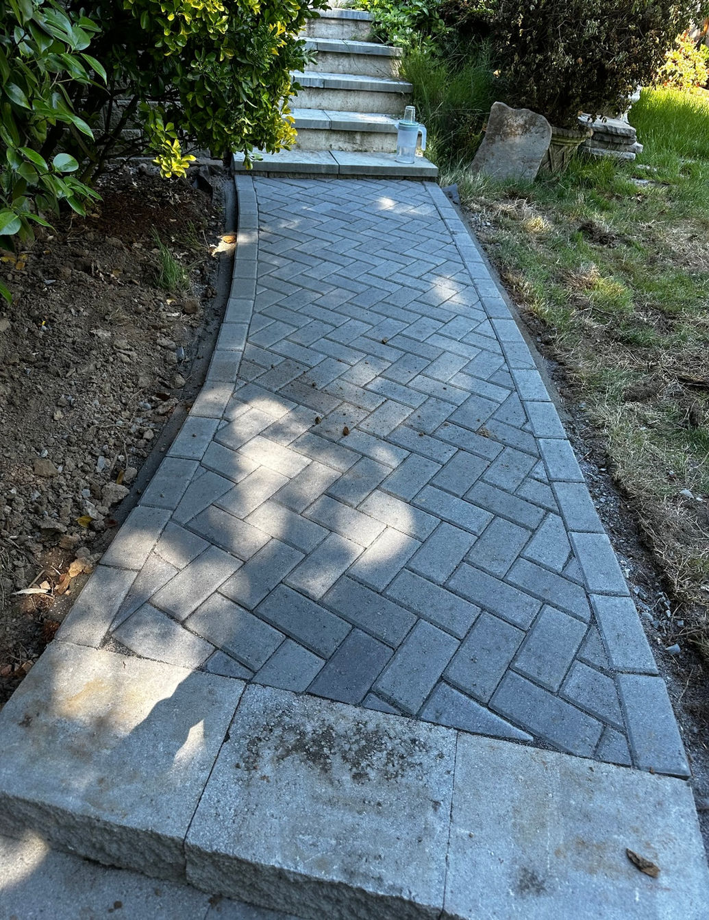 Paver patio and walkway project by Weeping Willow for a Hillsboro area yard